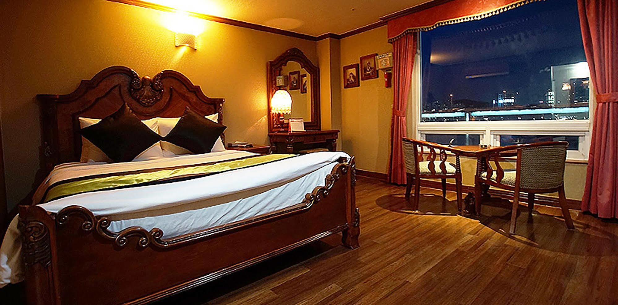 Hotel Castle Beach ปูซาน ภายนอก รูปภาพ
